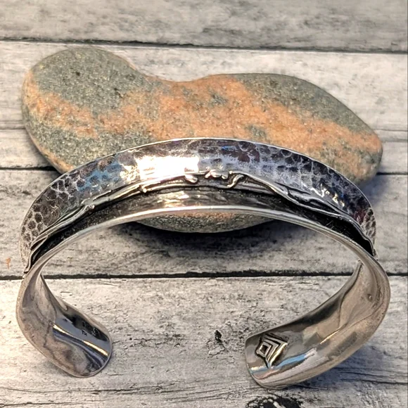 Silpada Retired Hammered Oxidized Sterling .925 Barbed Wire Cuff Bracelet - Picture 3 of 10